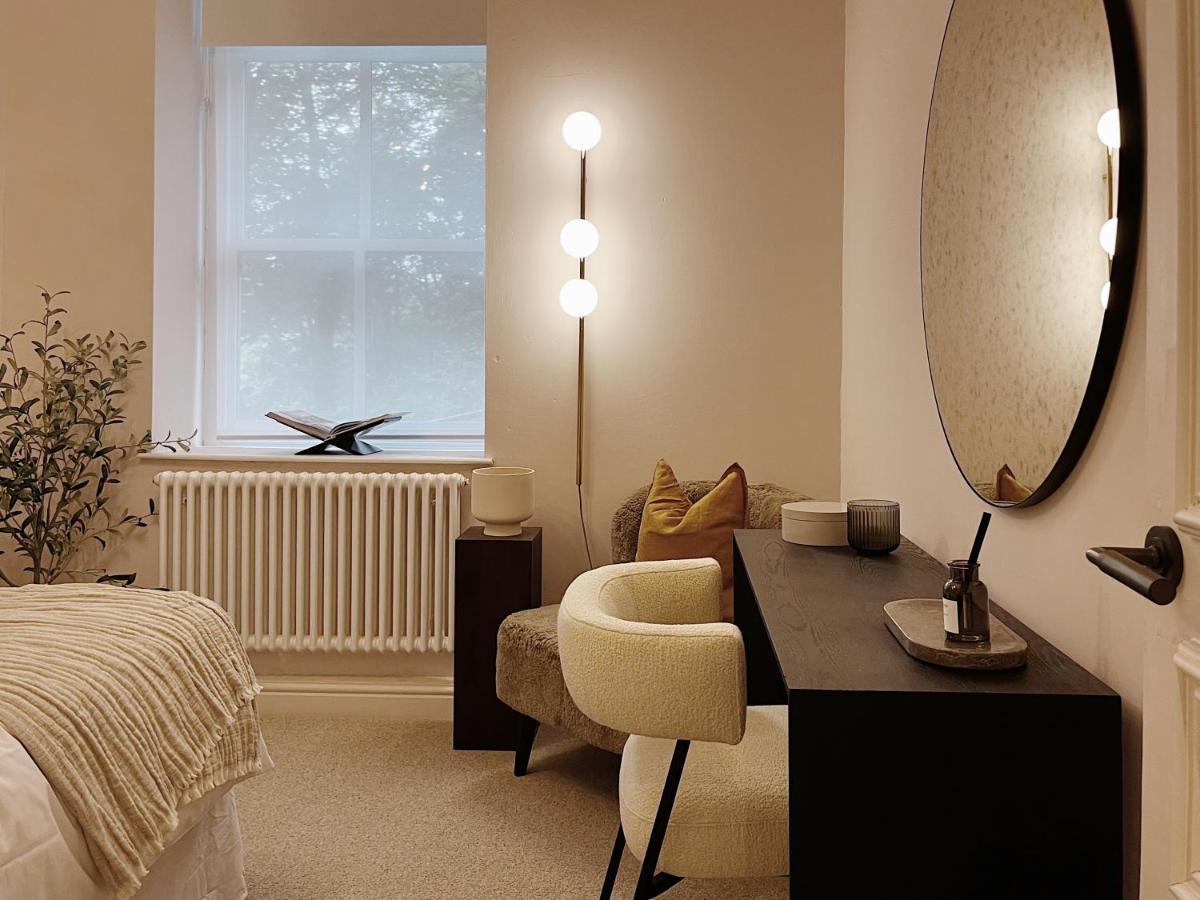 Luxury 2 Bedroom Flat In Central ทอดมอร์เดน ภายนอก รูปภาพ