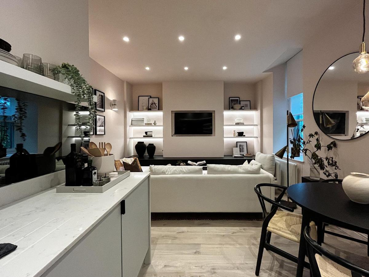 Luxury 2 Bedroom Flat In Central ทอดมอร์เดน ภายนอก รูปภาพ